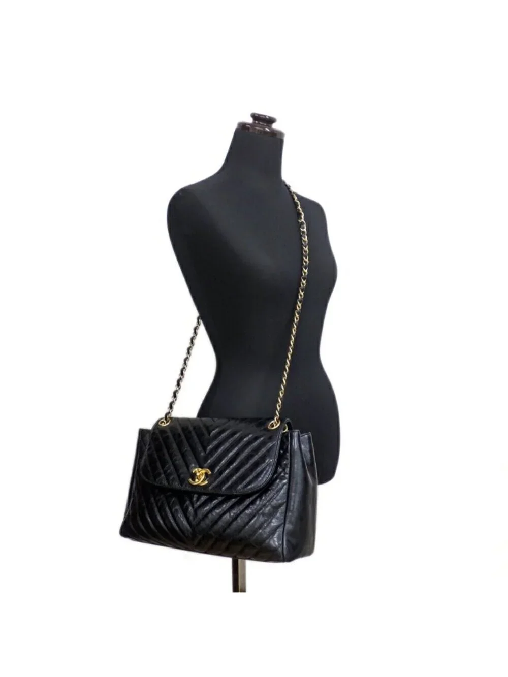 Chanel Chevron Classic Black Chain Shoulder Bag CC Logo Gold